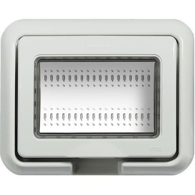 Tapa de 3 Módulos para Intemperie para Caja de Empotrar IP55 para Mecanismos Living-Light de Bticino