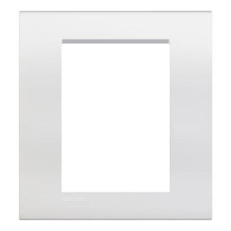 Placa rectangular 3+3 Módulos Blanco LNC4826BN Bticino Livinglight AIR