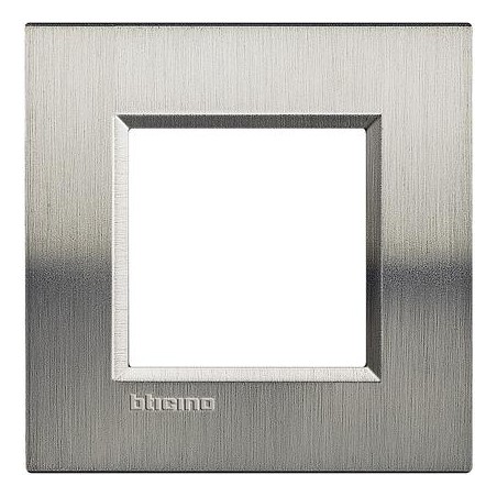 Placa 1 ventana Zamak LNA4802_ Livinglight Bticino