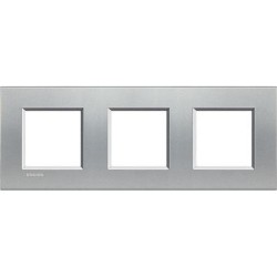 Placa 3 ventanas Termoplástico LNA4802M3_ Livinglight Bticino